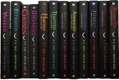 how many books are in the house of night series